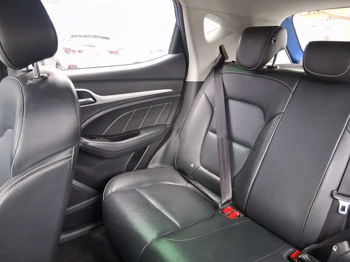 MG Mg Zs 1.5 Comfort 4x2 Mt 5p año 2021