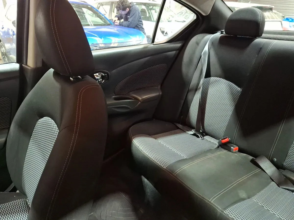 Nissan Versa 1.6 Sense Mt 4p año 2017