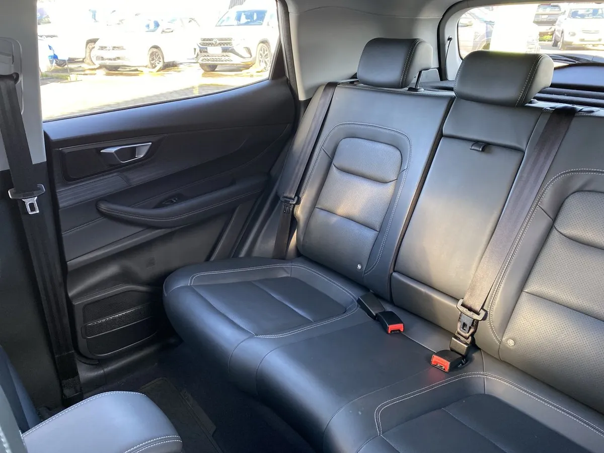 Chery Tiggo 3 Pro 1.5t Glx 4x2 Mt 5p año 2025