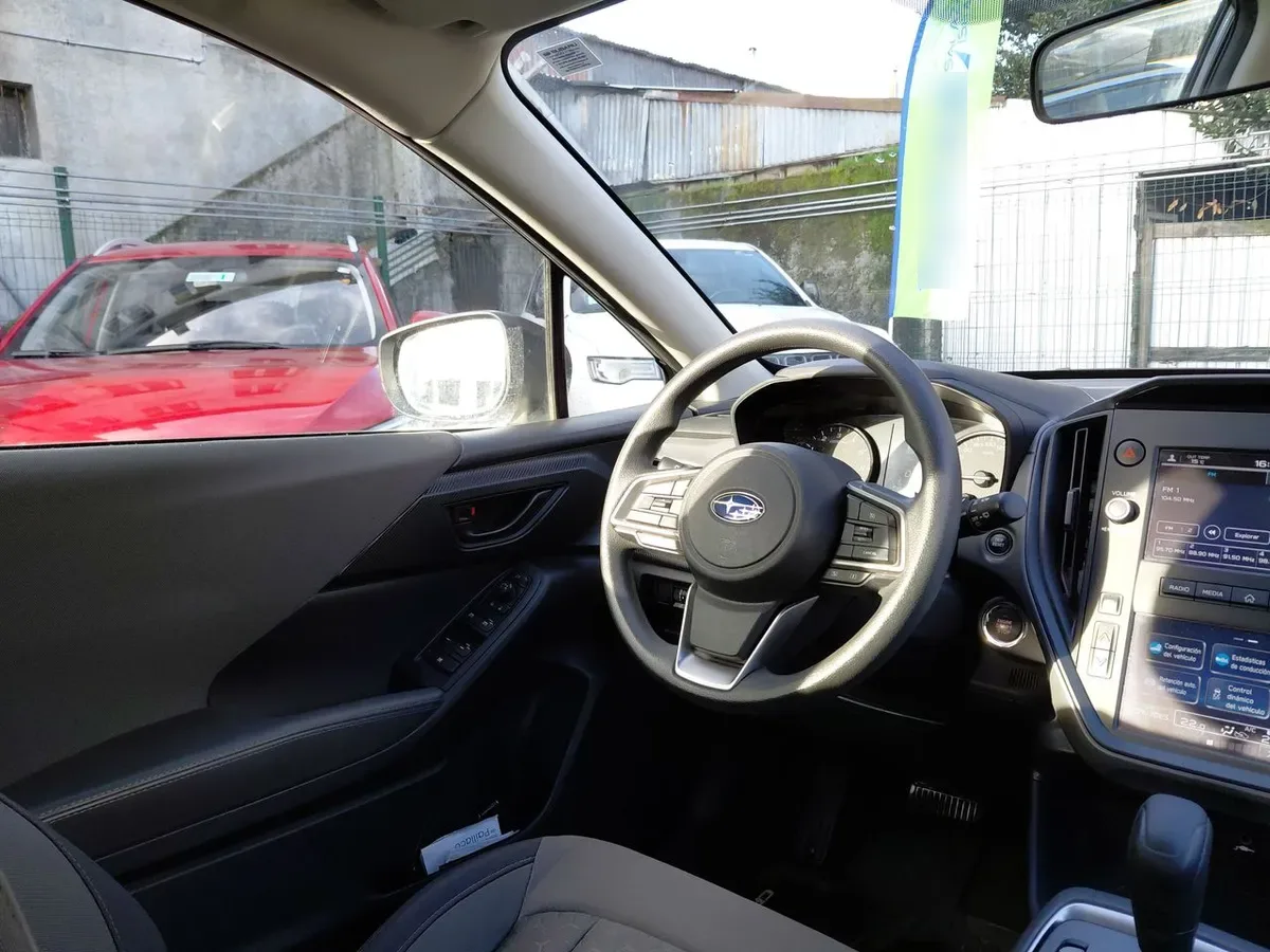 Subaru Crosstrek 2.0 Awd Cvt At 5p año 2025