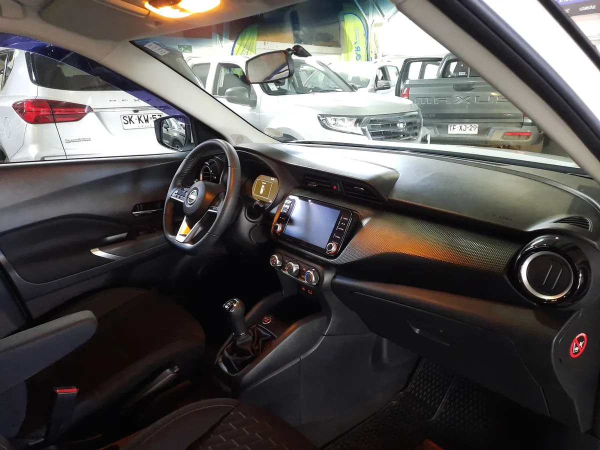 Nissan Kicks 1.6 Advance 4x2 Mt 5p año 2023