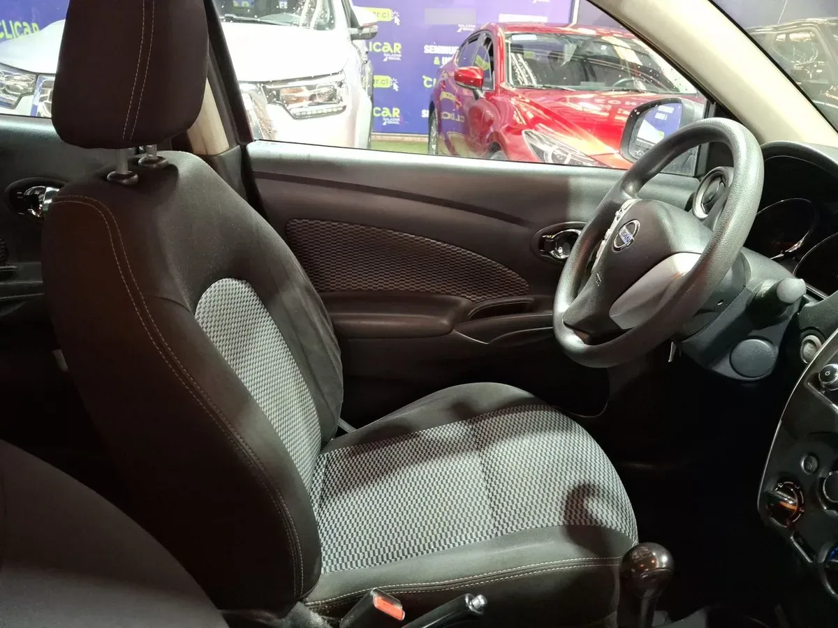 Nissan Versa 1.6 Sense Mt 4p año 2017