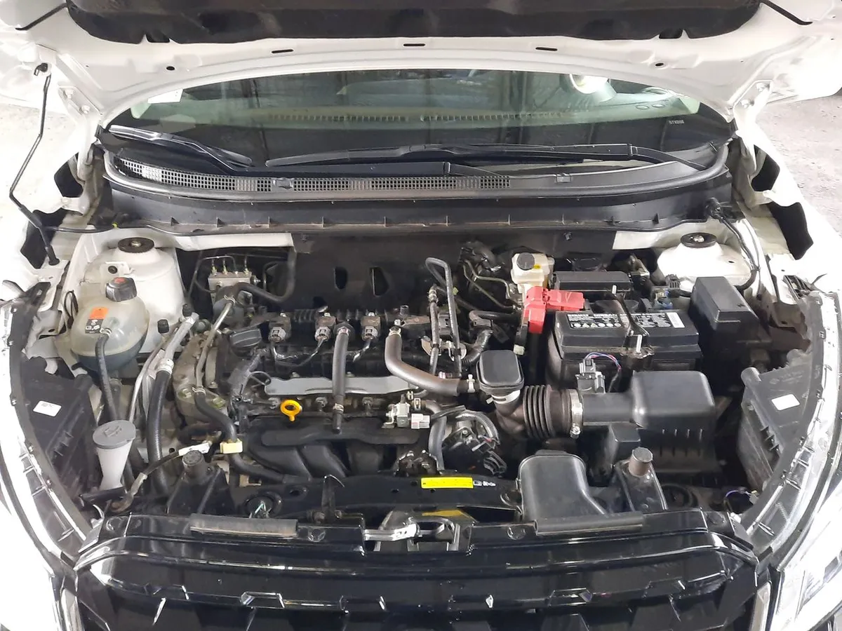 Nissan Kicks 1.6 Advance 4x2 Mt 5p año 2023