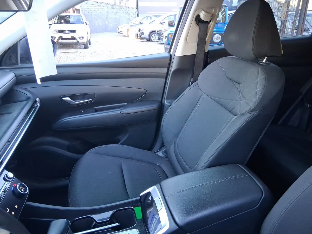 Hyundai Tucson 2.0 Nx4 Plus Fl Diesel 4wd At 5p año 2025