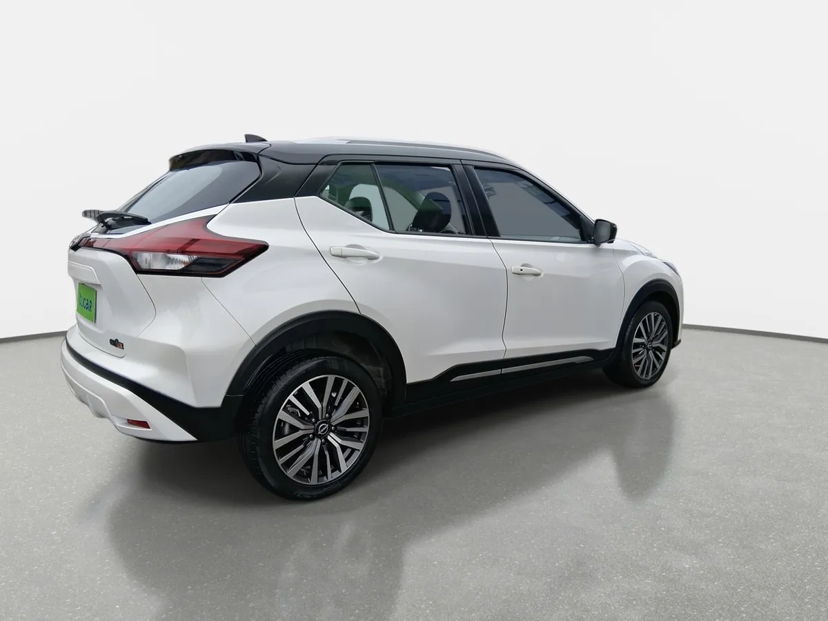 Nissan Kicks 1.6 Exclusive 4x2 Cvt At 5p año 2023