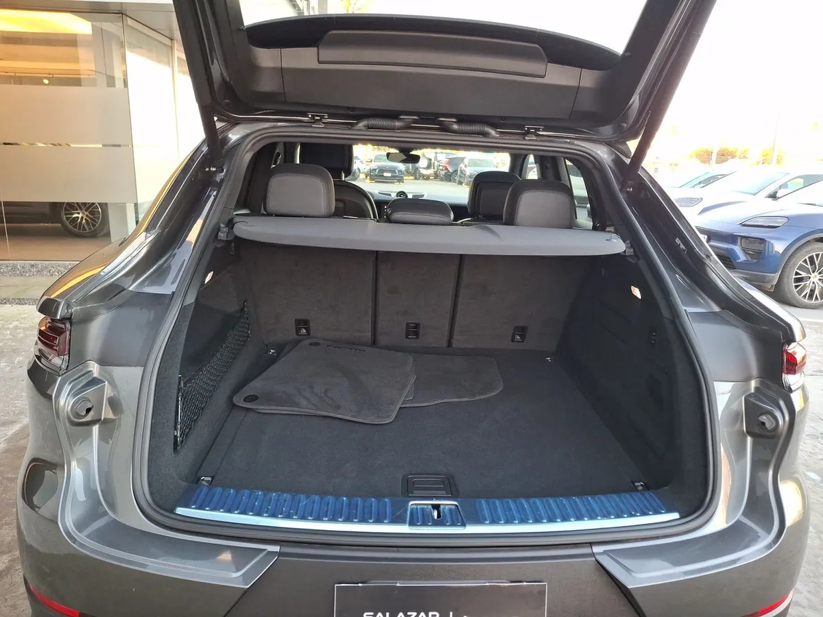 Porsche Cayenne 3.0 Coupe 4x4 At 5p año 2024