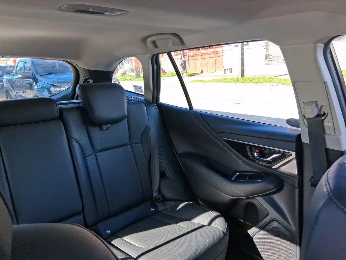 Subaru Outback 2.5i Touring Awd Cvt At 5p año 2023