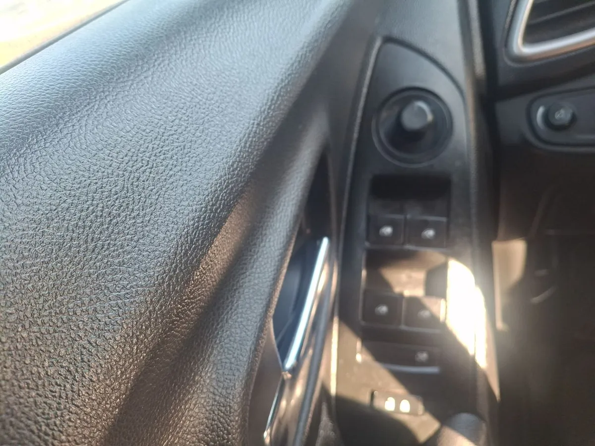 Chevrolet Tracker 1.8 Ls Fwd E5 Mt 5p año 2018