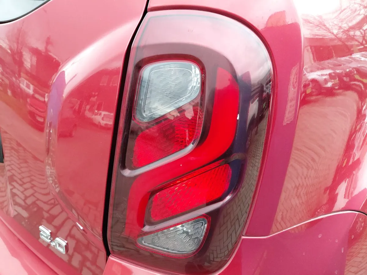 Renault Duster 2.0 Zen 4x2 Tech 6mt 5p año 2019
