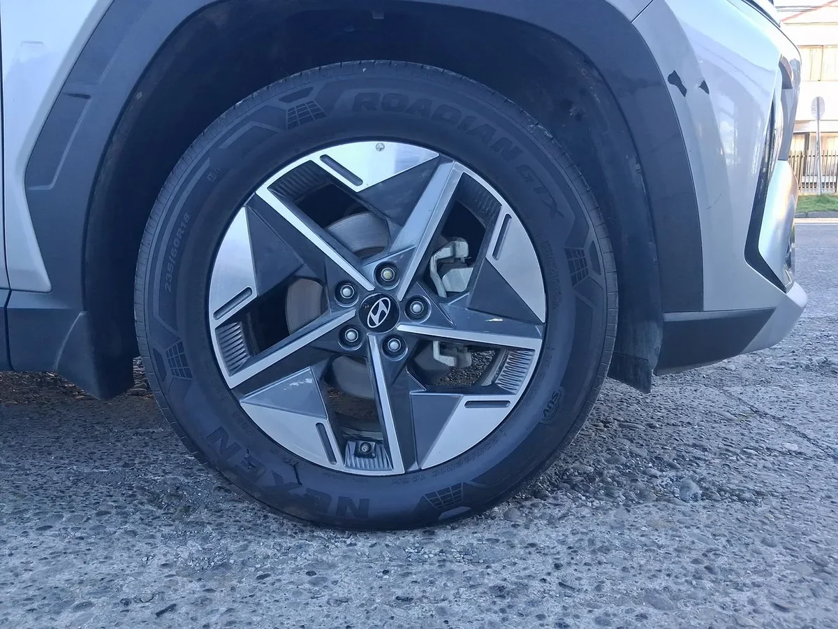 Hyundai Tucson 2.0 Nx4 Plus Fl Diesel 4wd At 5p año 2025