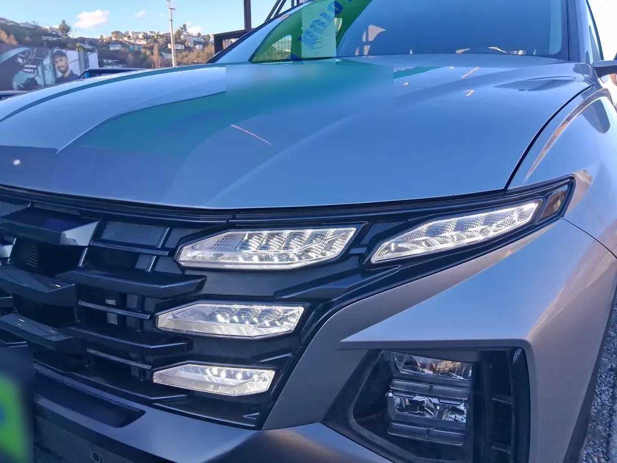 Hyundai Tucson 2.0 Nx4 Plus Fl Diesel 4wd At 5p año 2025
