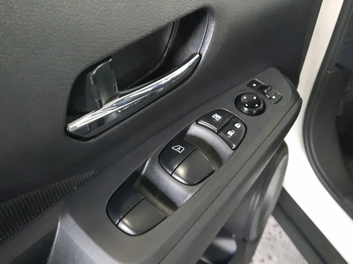 Nissan Kicks 1.6 Advance 4x2 Mt 5p año 2023