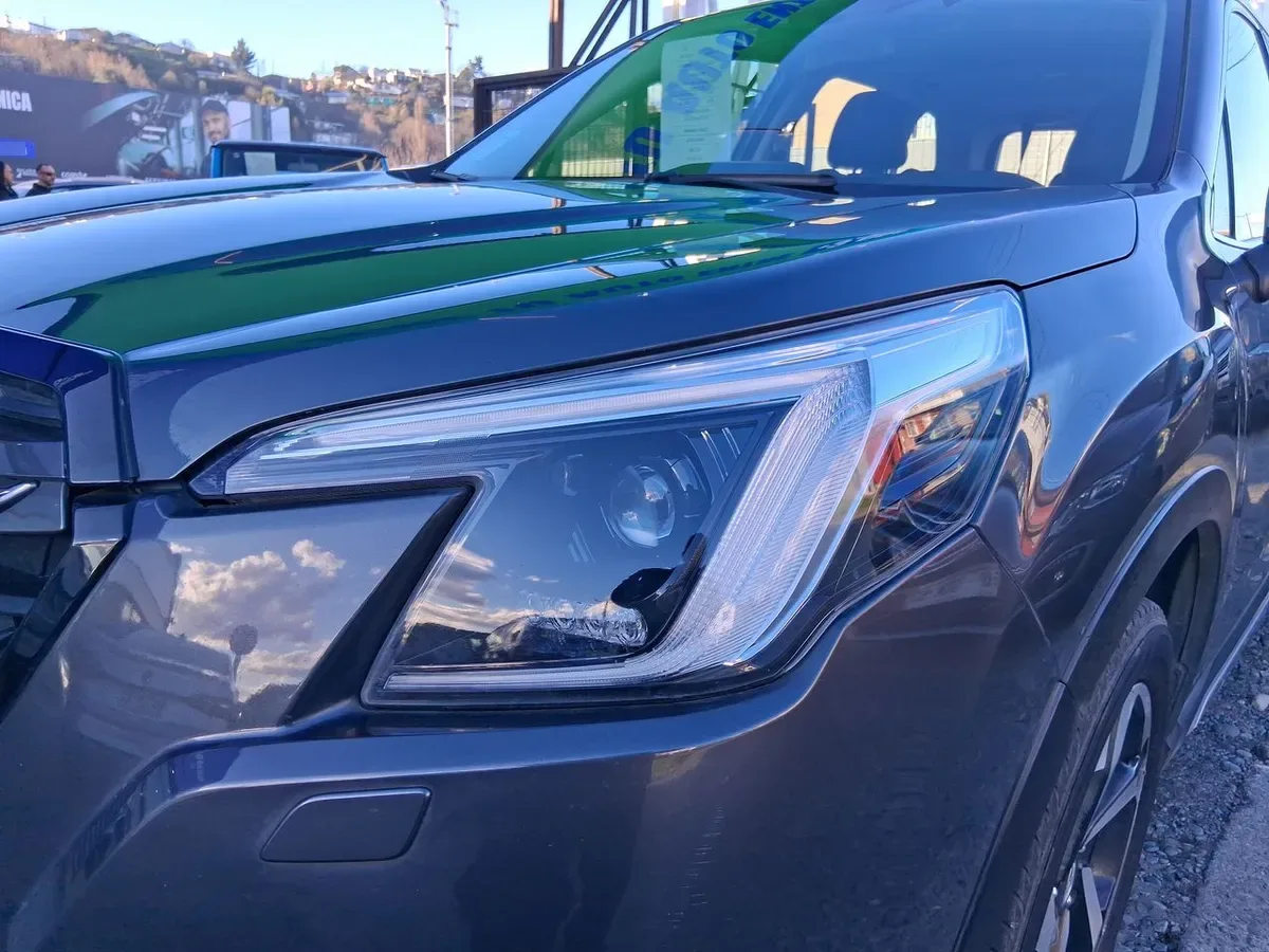 Subaru Forester 2.5i Limited Eyesight Gardx Awd At 5p año 2024