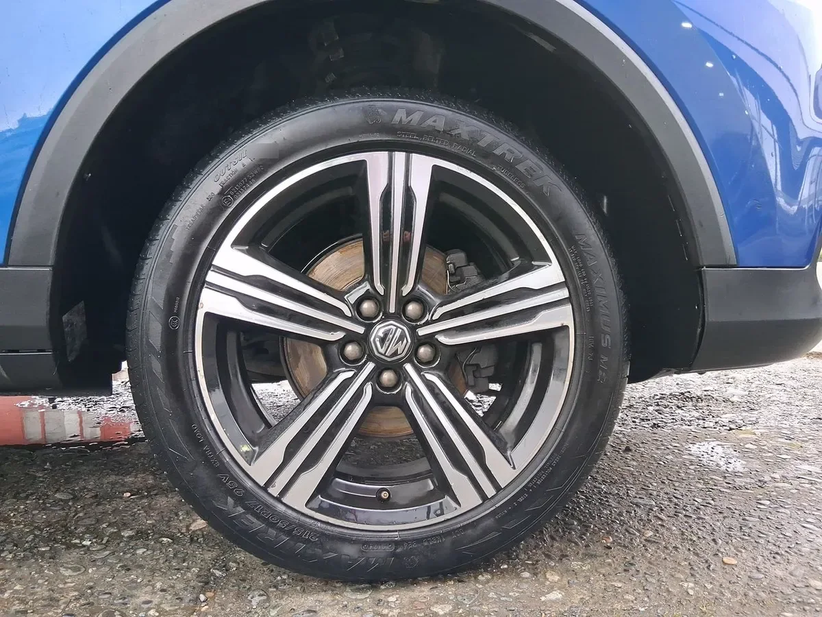 MG Mg Zs 1.5 Comfort 4x2 Mt 5p año 2021