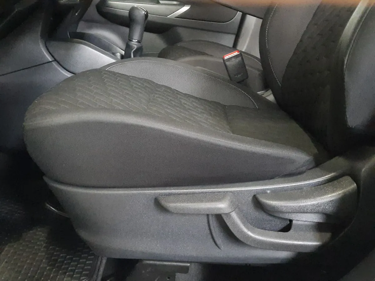 Nissan Kicks 1.6 Advance 4x2 Mt 5p año 2023
