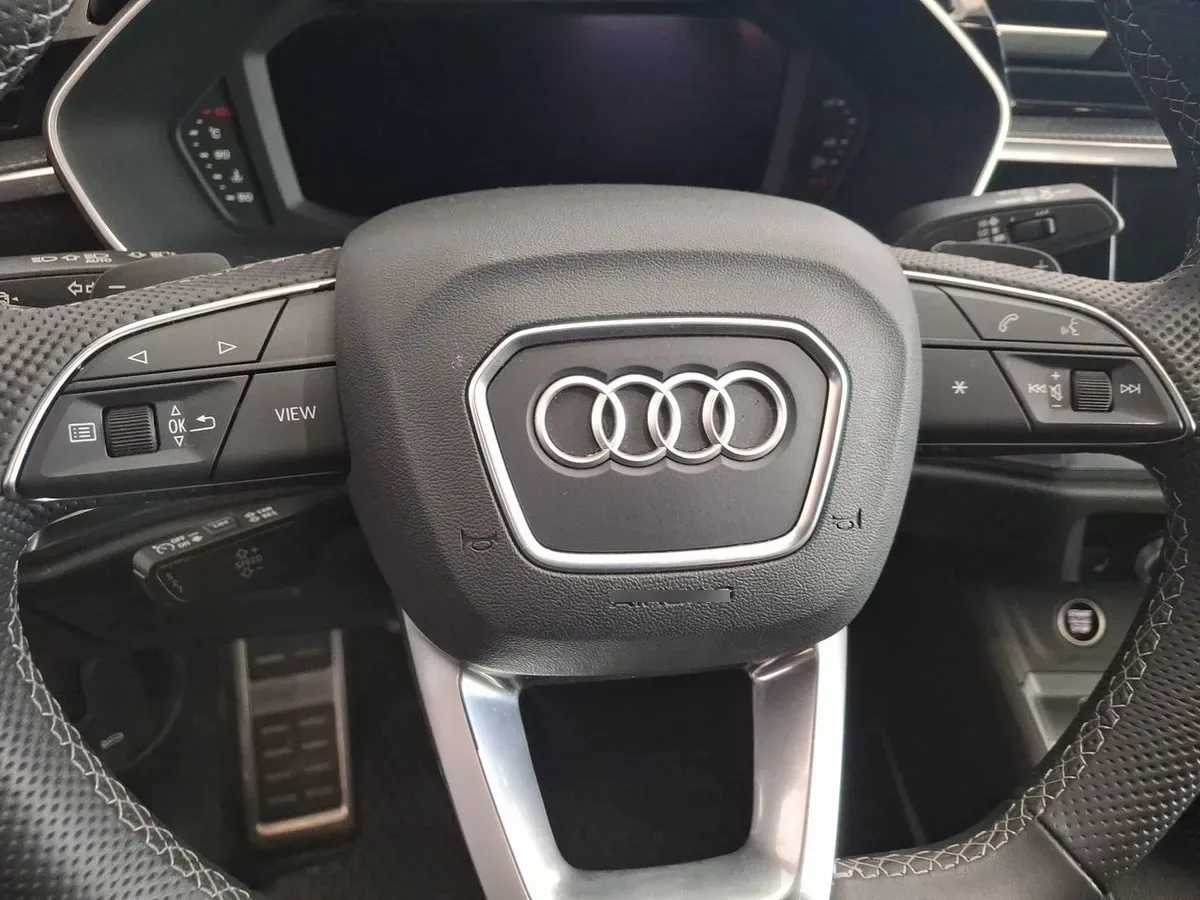 Audi Q3 1.4 35 Tfsi Sportback Sport 4x2 S-Tronic At 5p año 2025