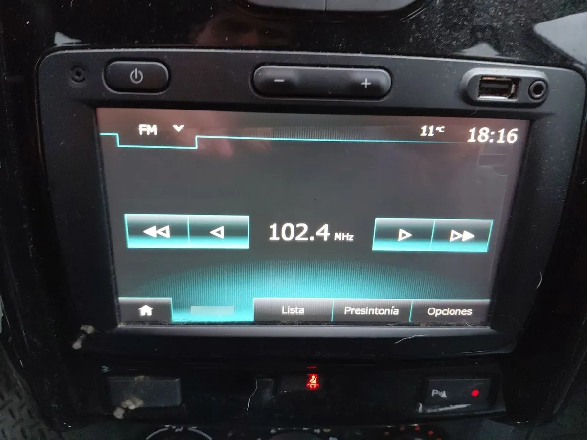 Renault Duster 2.0 Zen 4x2 Tech 6mt 5p año 2019