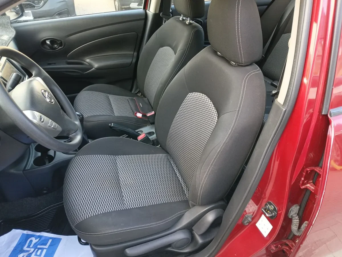 Nissan Versa 1.6 Sense 4x2 Mt 4p año 2021