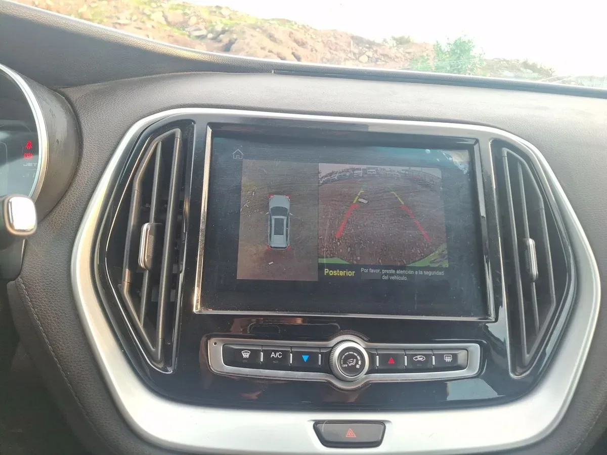 Jetour X70 1.5t Gls 4x2 Mt 5p año 2022