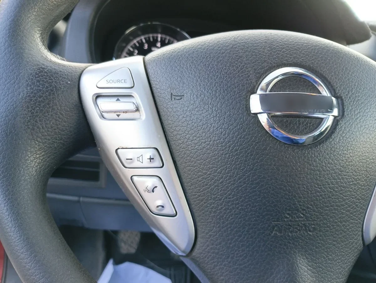 Nissan Versa 1.6 Sense 4x2 Mt 4p año 2021