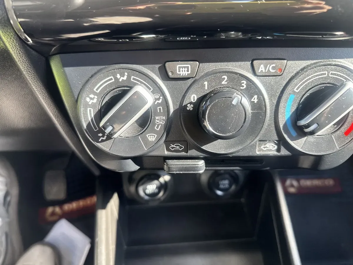 Suzuki Swift 1.2 Gl 4x2 Hb Mt 5p año 2024