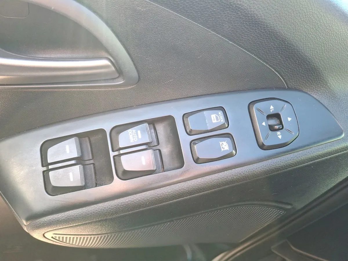 Hyundai Tucson 2.0 Gl Crdi Diesel 4wd Lm Pe At 5p año 2016