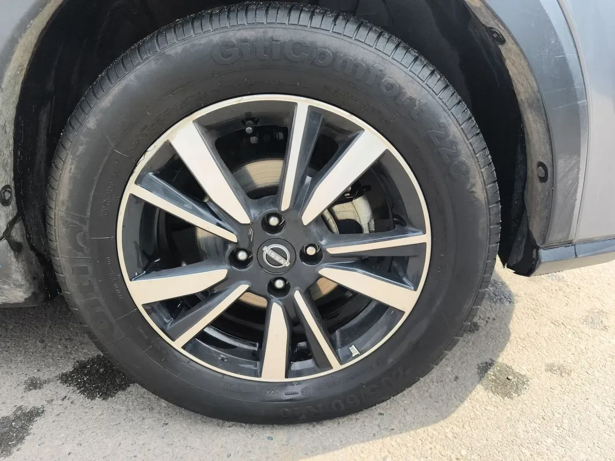 Nissan Kicks 1.6 Sense 4x2 Mt 5p año 2022