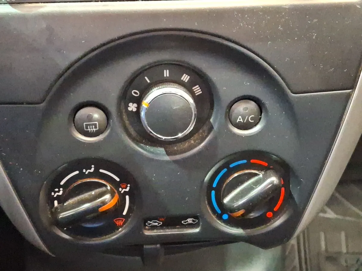 Nissan Versa 1.6 Sense Mt 4p año 2017