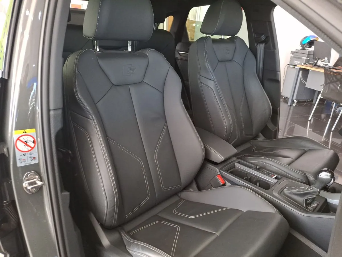 Audi Q3 1.4 35 Tfsi Sportback Sport 4x2 S-Tronic At 5p año 2025