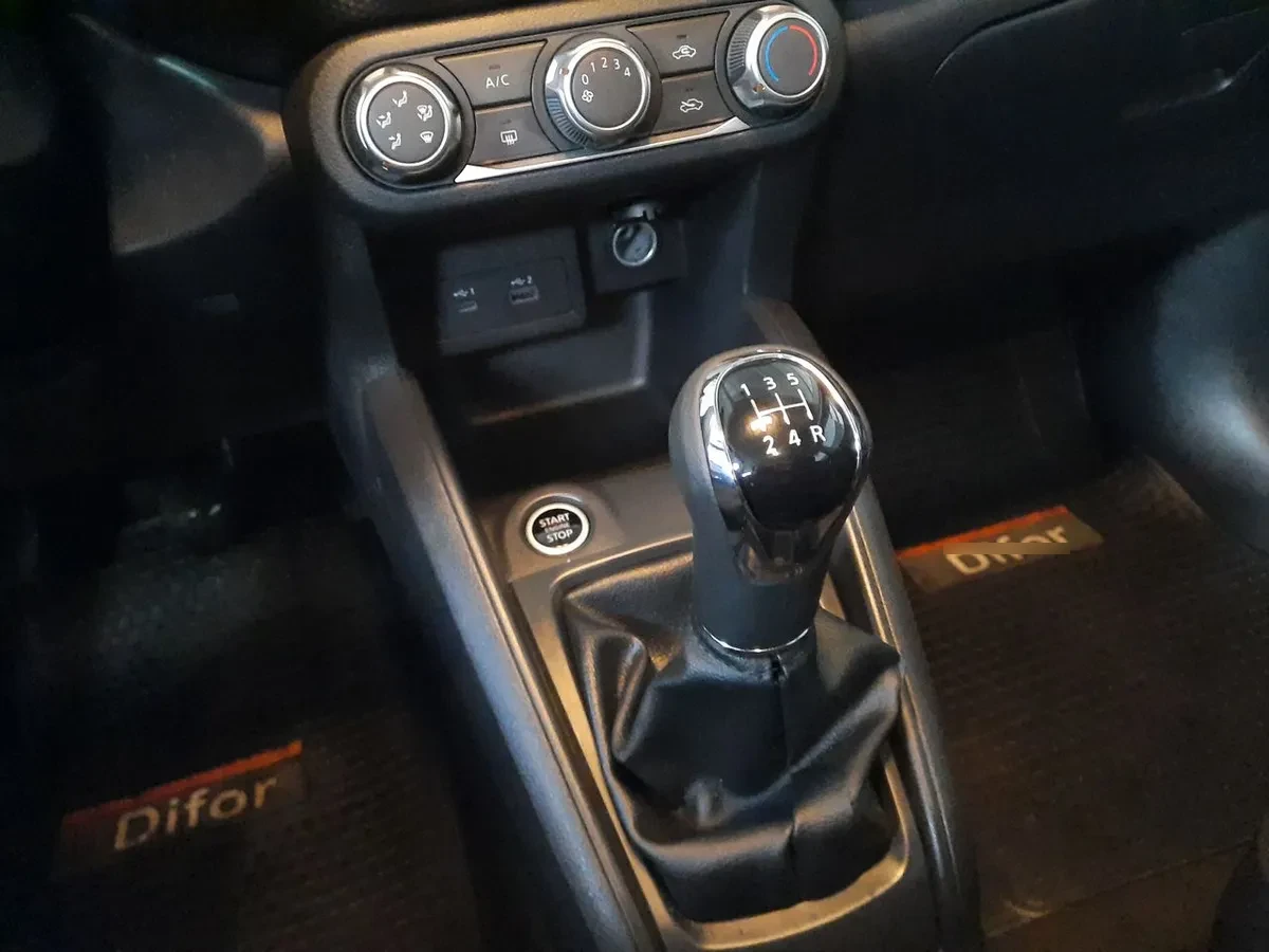 Nissan Kicks 1.6 Advance 4x2 Mt 5p año 2023