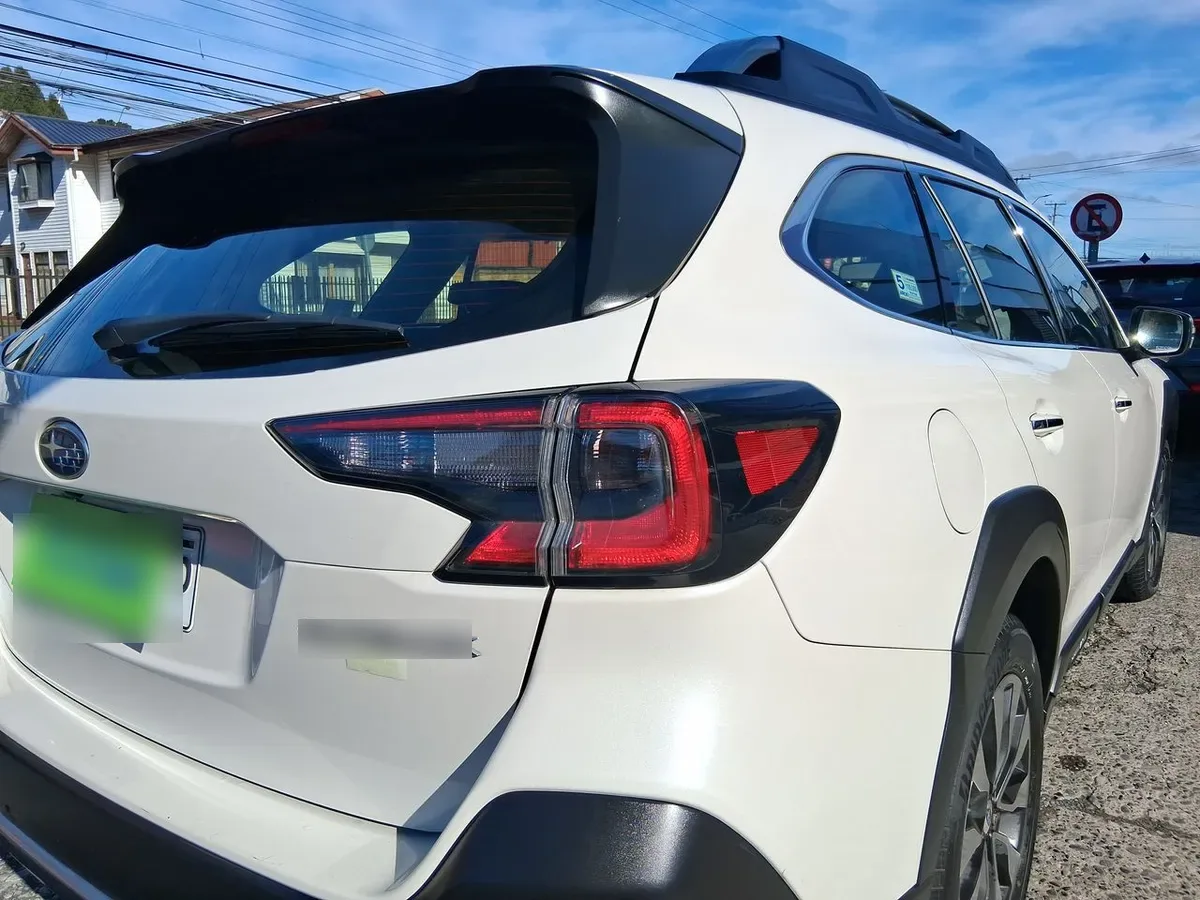 Subaru Outback 2.5i Touring Awd Cvt At 5p año 2023