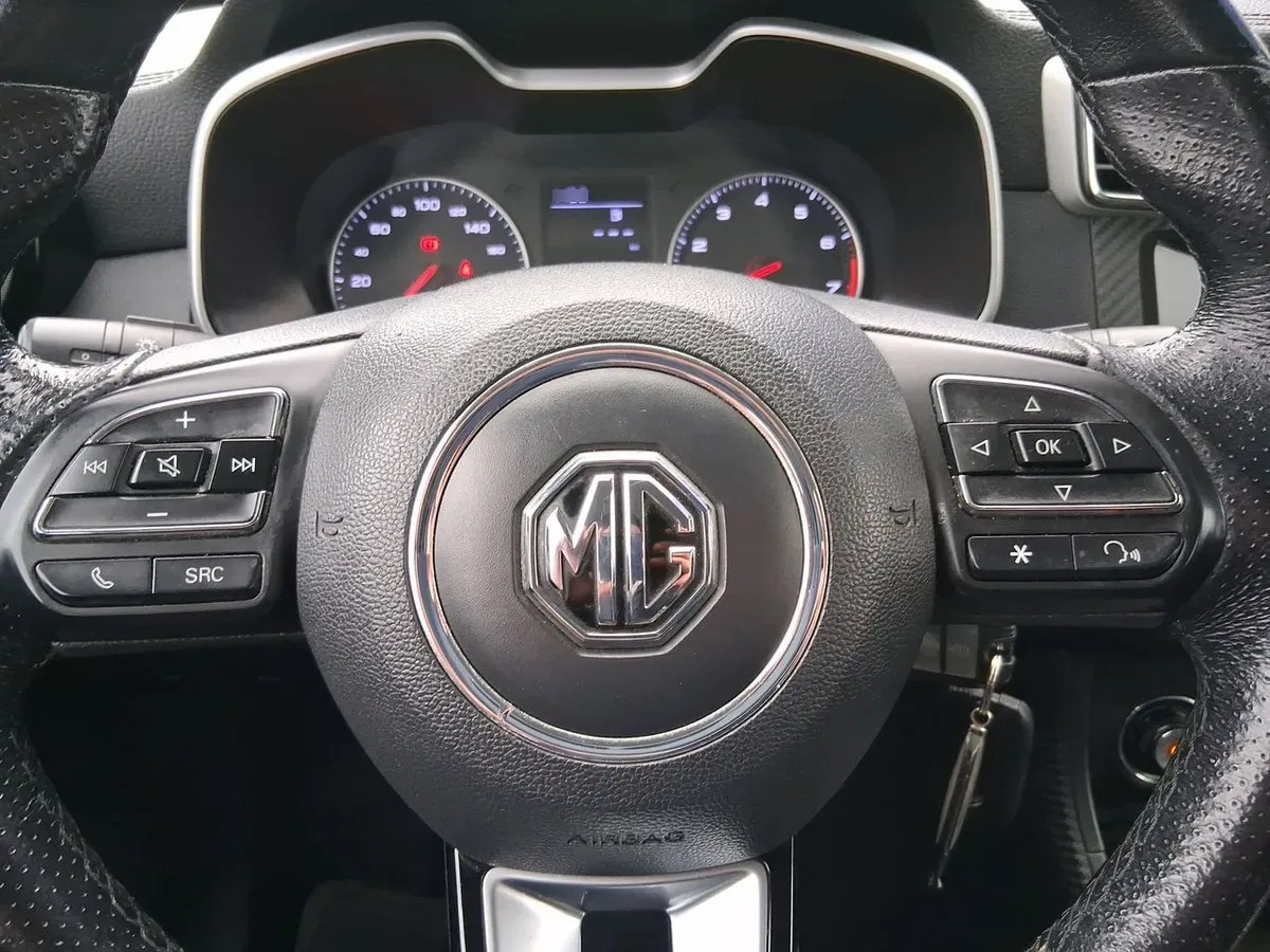 MG Mg Zs 1.5 Comfort 4x2 Mt 5p año 2021