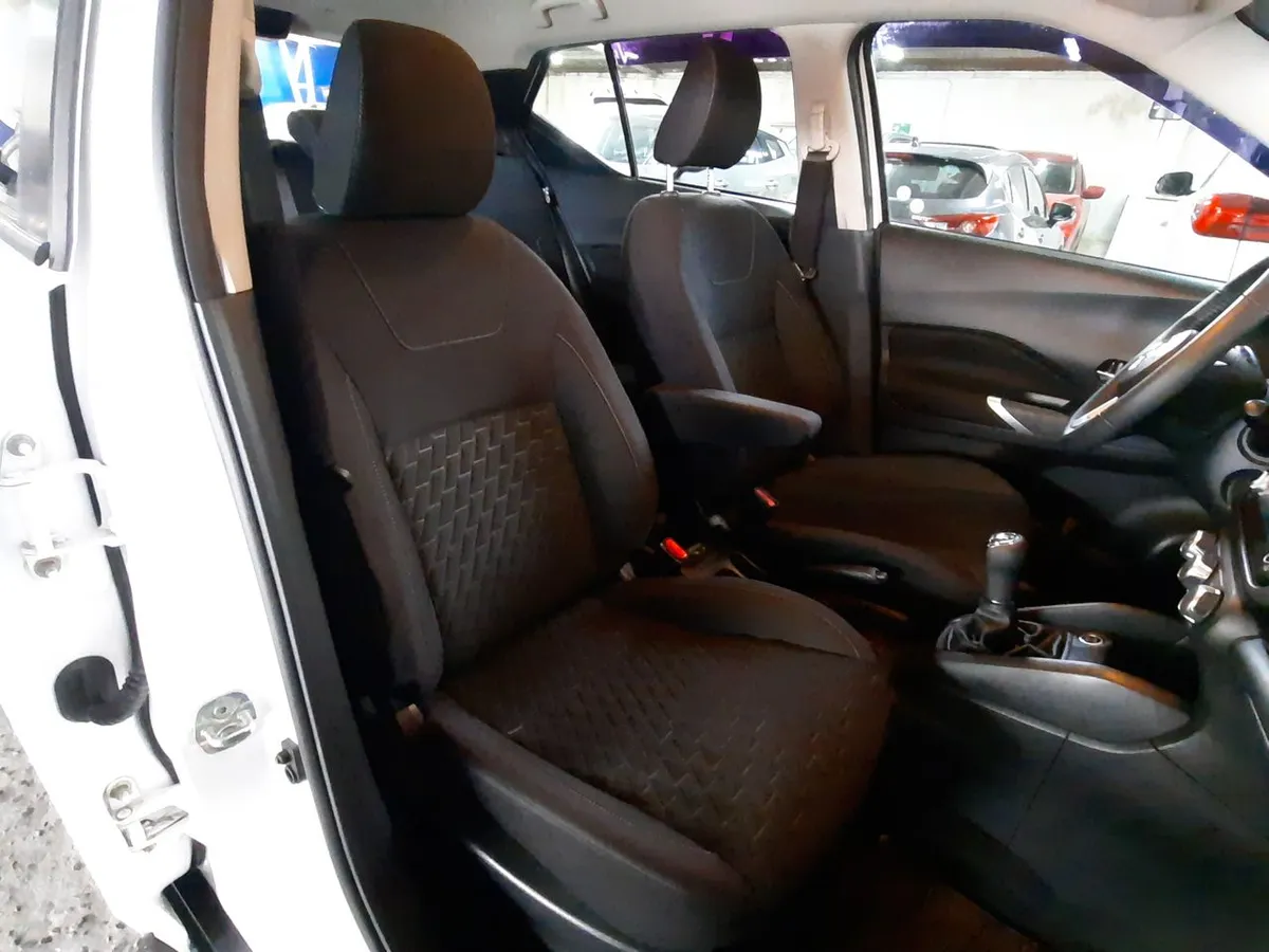 Nissan Kicks 1.6 Advance 4x2 Mt 5p año 2023