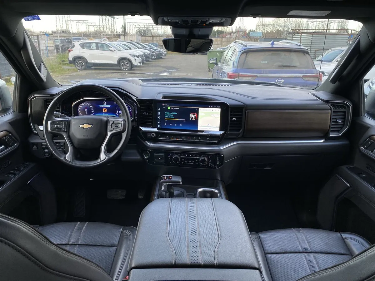 Chevrolet Silverado 3.0 High Country 4x4 At 4p año 2025