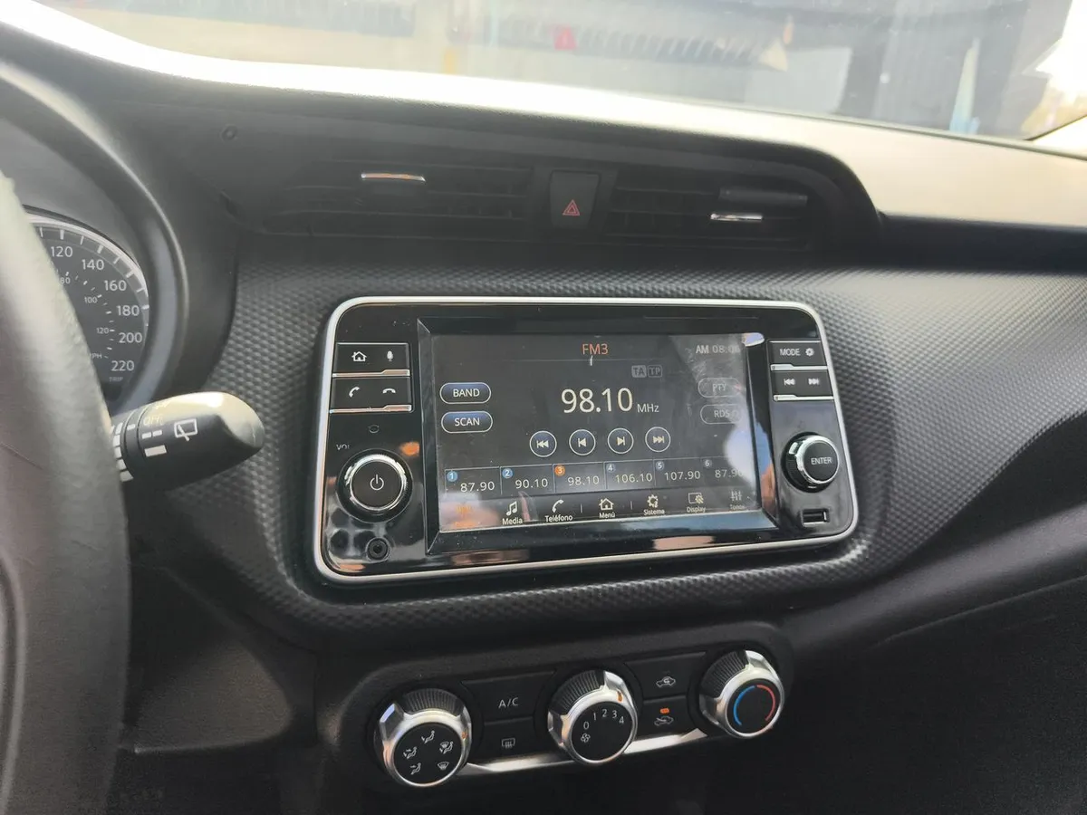Nissan Kicks 1.6 Sense 4x2 Mt 5p año 2022