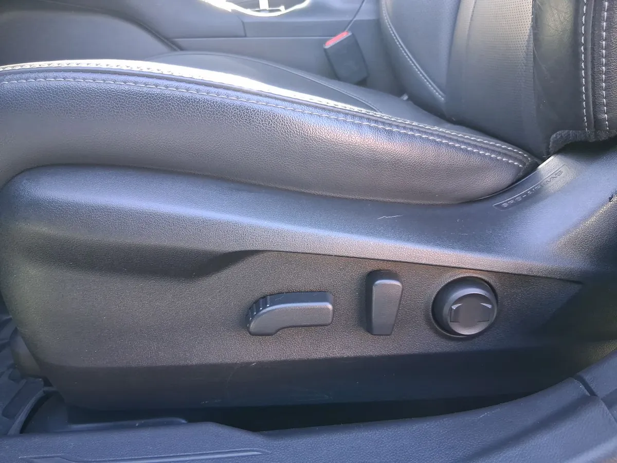 Subaru Outback 2.5i Touring Awd Cvt At 5p año 2023