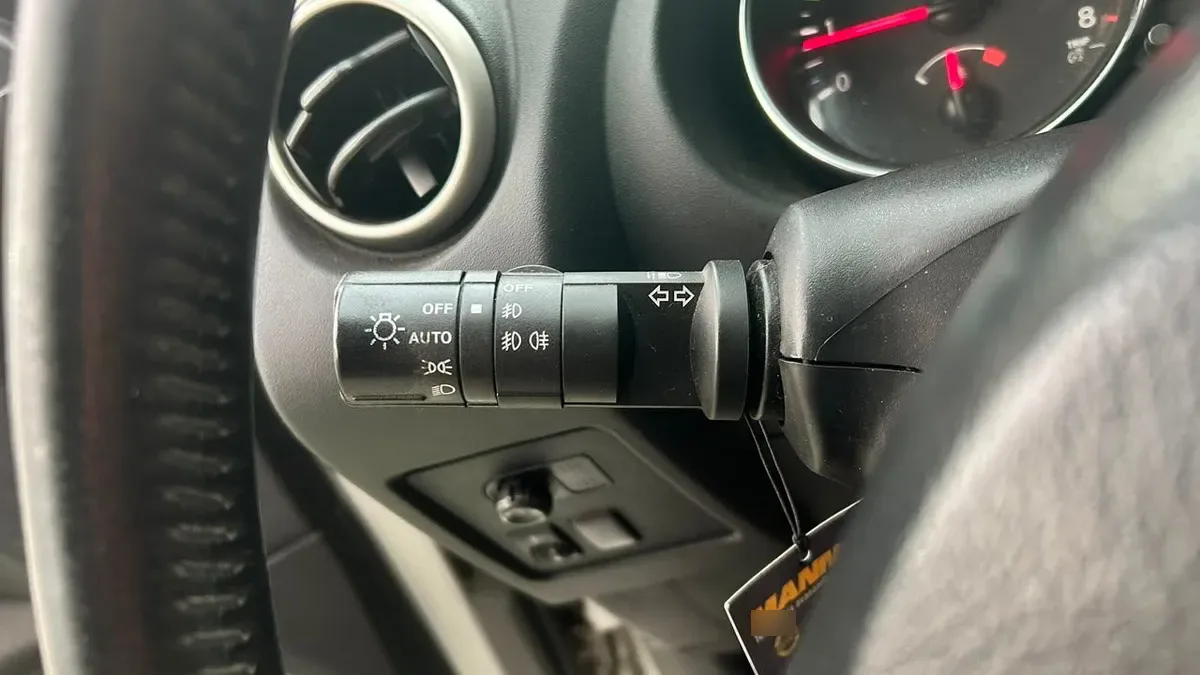 Nissan Qashqai +2 2.0 4x2 At 5p año 2014