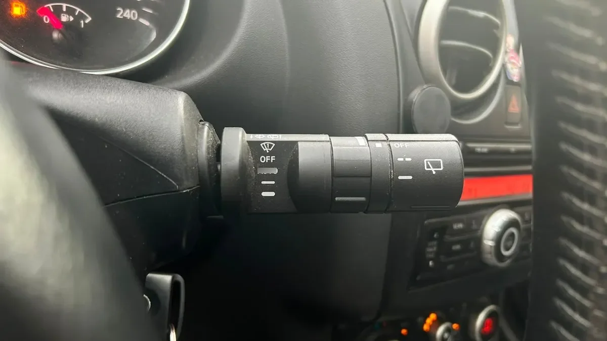 Nissan Qashqai +2 2.0 4x2 At 5p año 2014