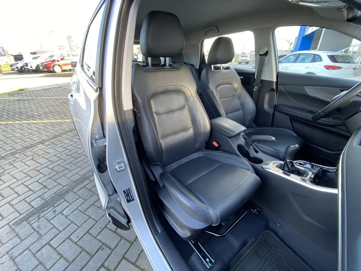 Chery Tiggo 3 Pro 1.5t Glx 4x2 Mt 5p año 2025