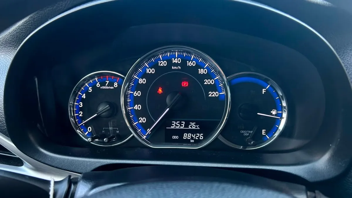 Toyota Yaris Gli 1.5 año 2019