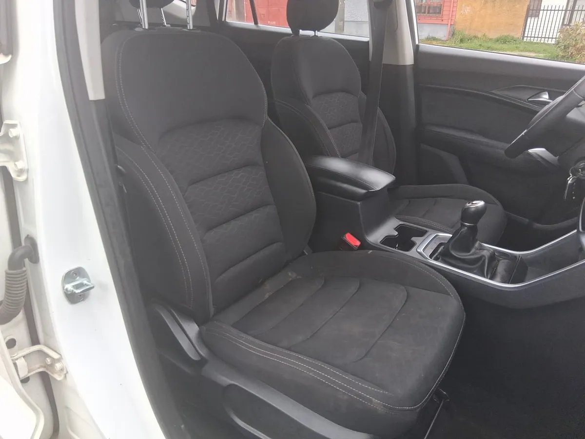 JAC Js8 1.5 Comfort Ce 4x2 6mt 5p año 2023