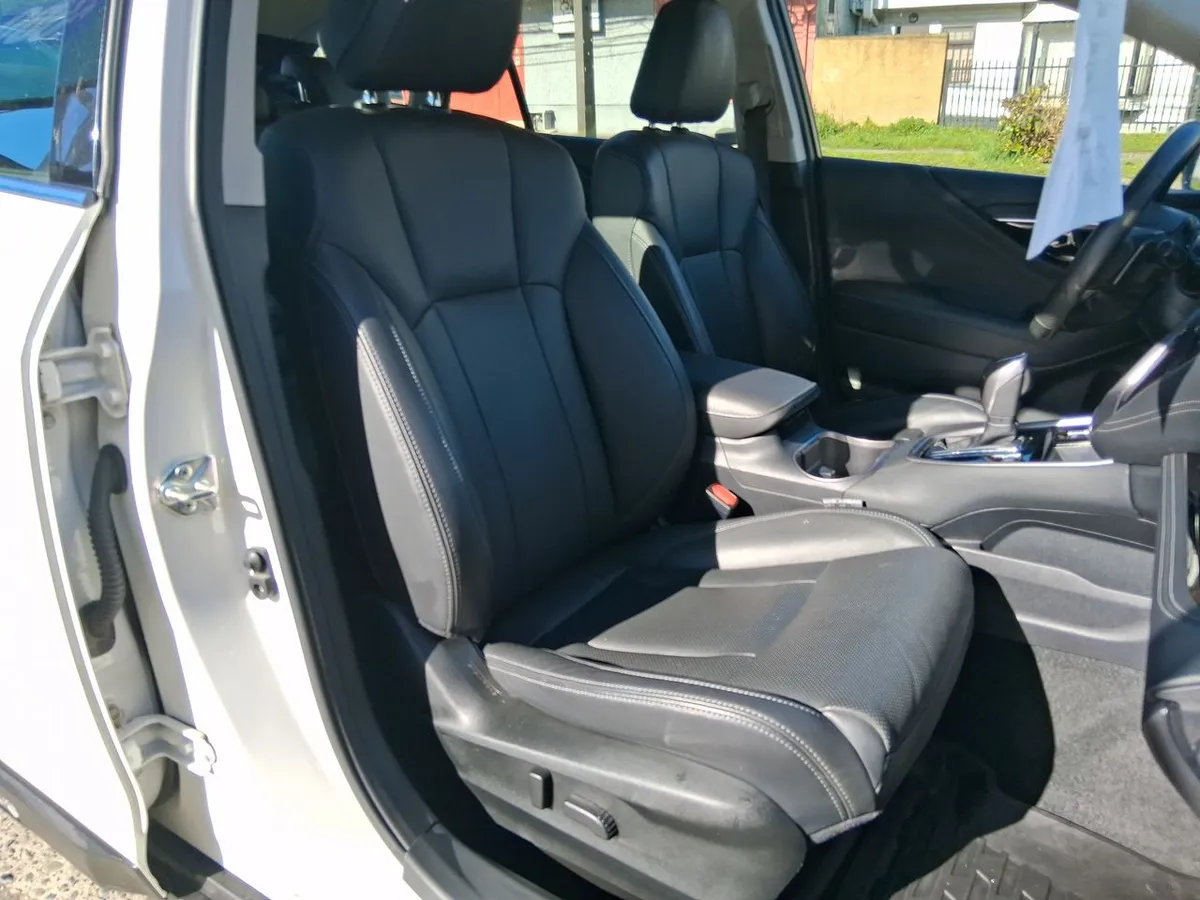 Subaru Outback 2.5i Touring Awd Cvt At 5p año 2023