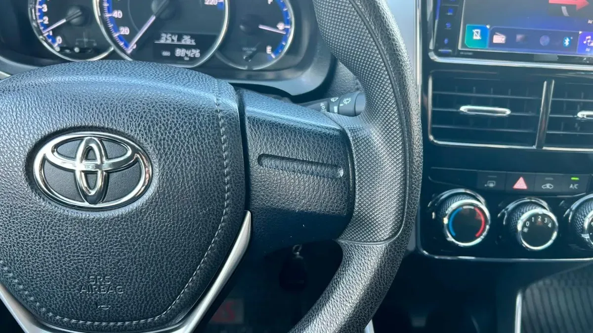Toyota Yaris Gli 1.5 año 2019