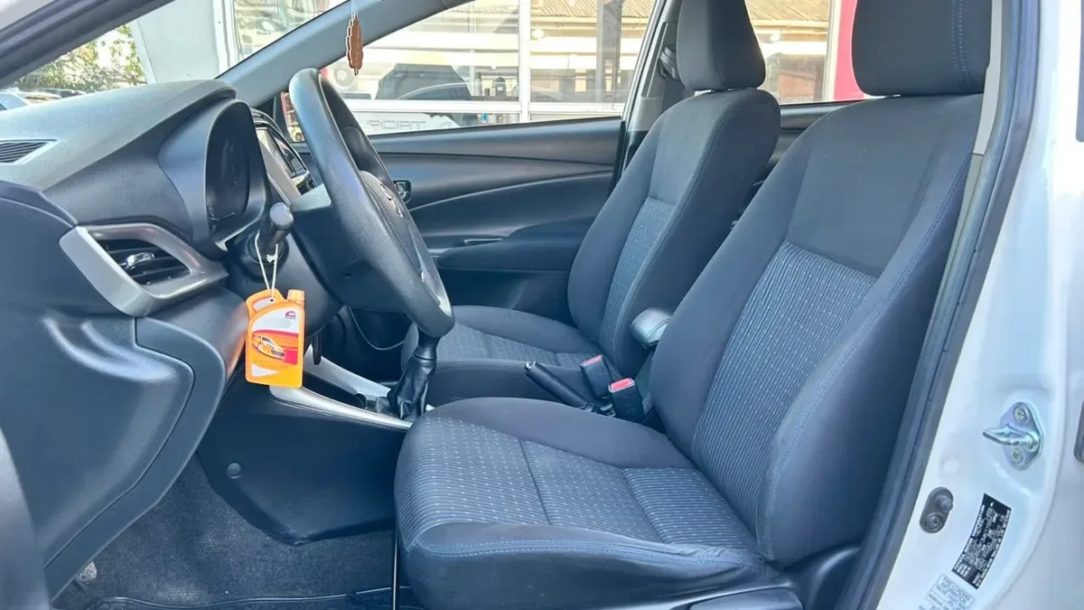 Toyota Yaris Gli 1.5 año 2019