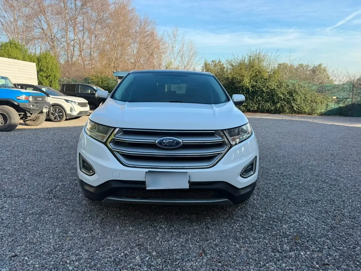 FORD EDGE 3.5 Sel At 4x4 año 2017