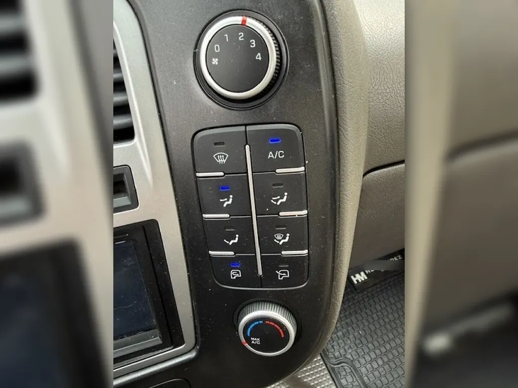 Hyundai Porter 2.5 Crdi Diesel Gls 4x2 Chassis 6mt 2p año 2024