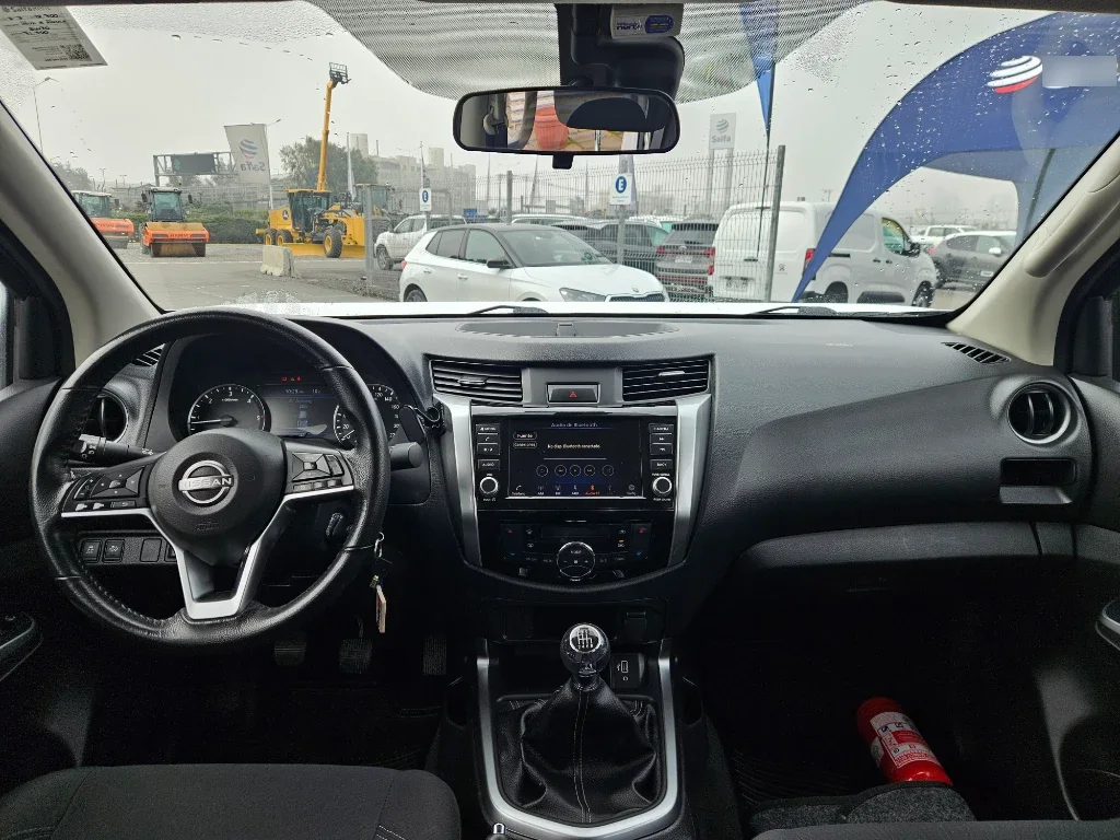 Nissan Navara Dc 4x2 2.3tdi Xe año 2023
