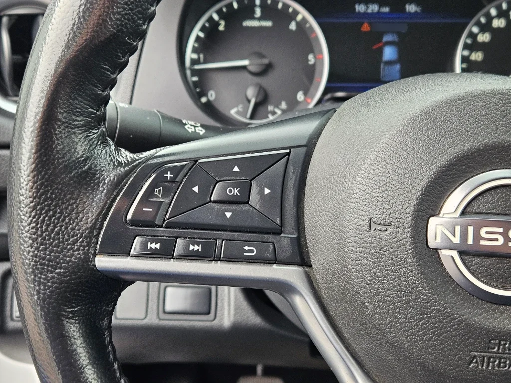 Nissan Navara Dc 4x2 2.3tdi Xe año 2023