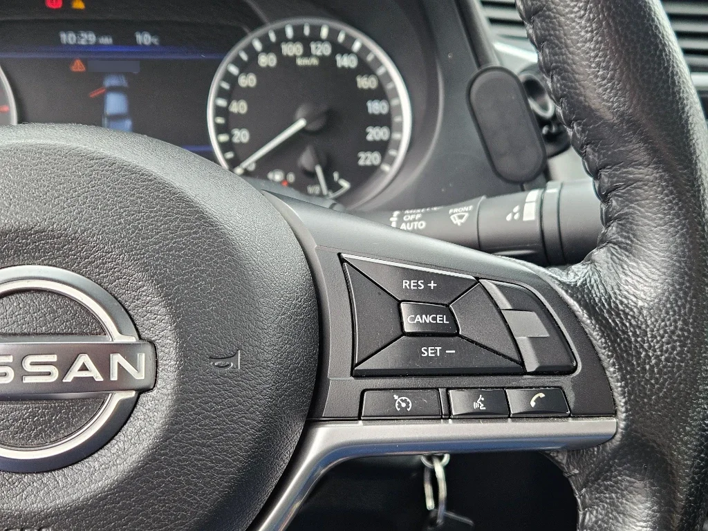 Nissan Navara Dc 4x2 2.3tdi Xe año 2023