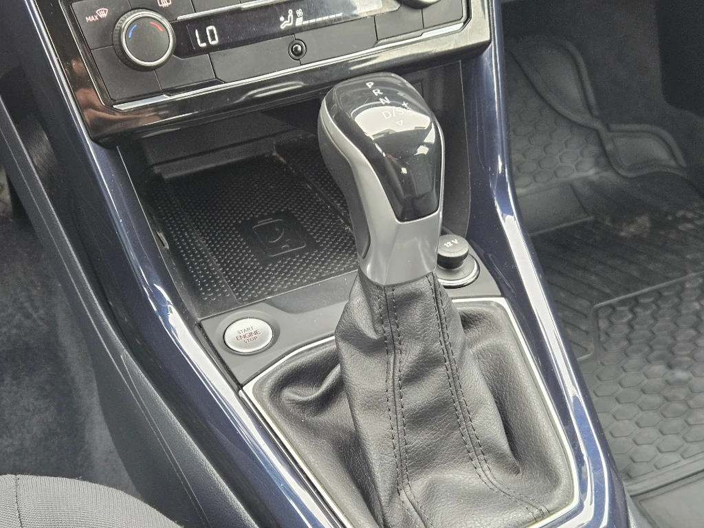 Volkswagen T-Cross 1.0 Tsi At Comfortline año 2022